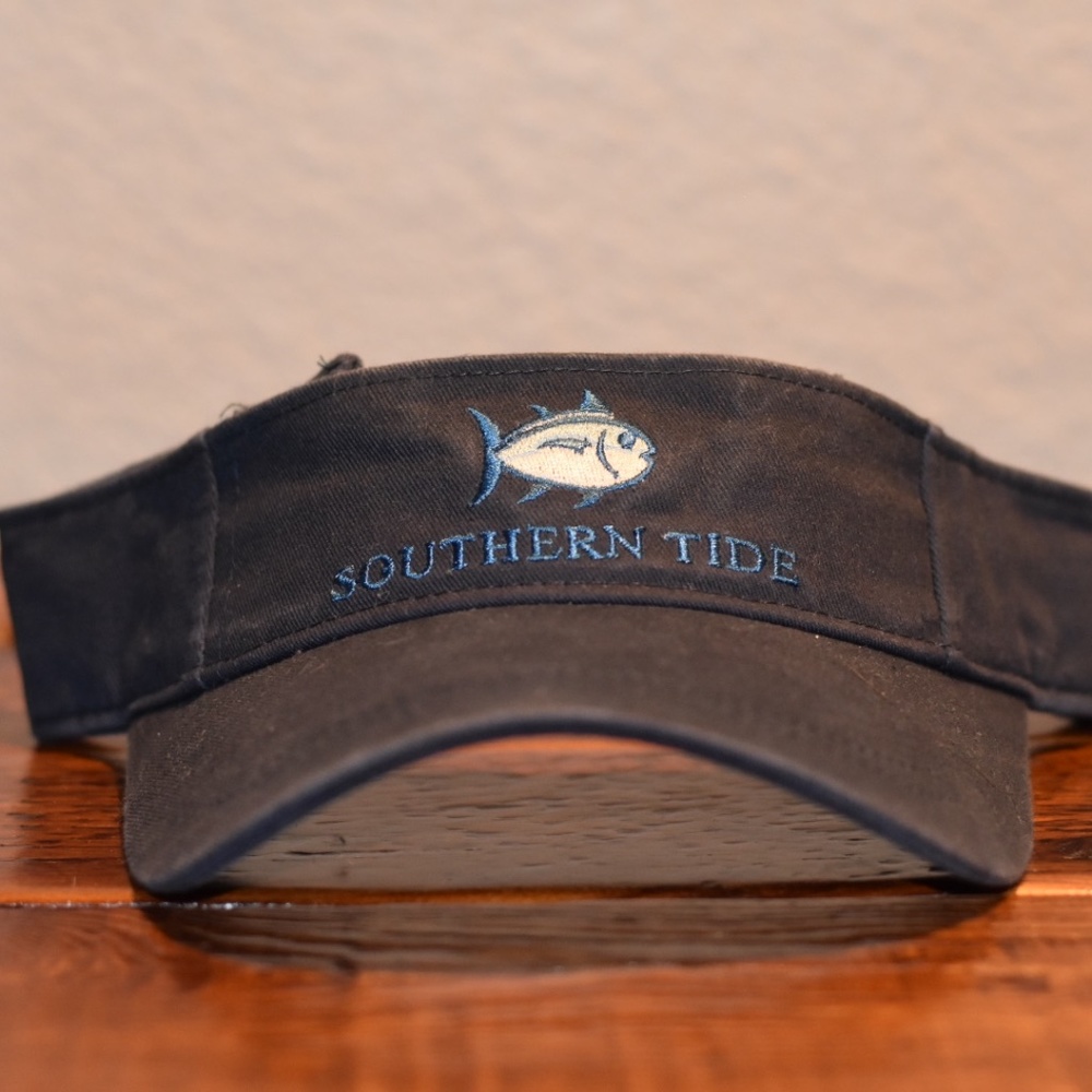 Southern Tide Visor